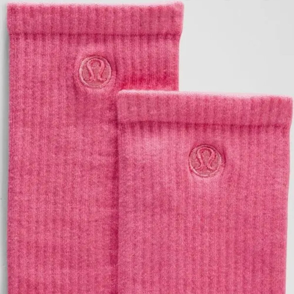 Lululemon Daily Essentials Socks Hot Pink unisex